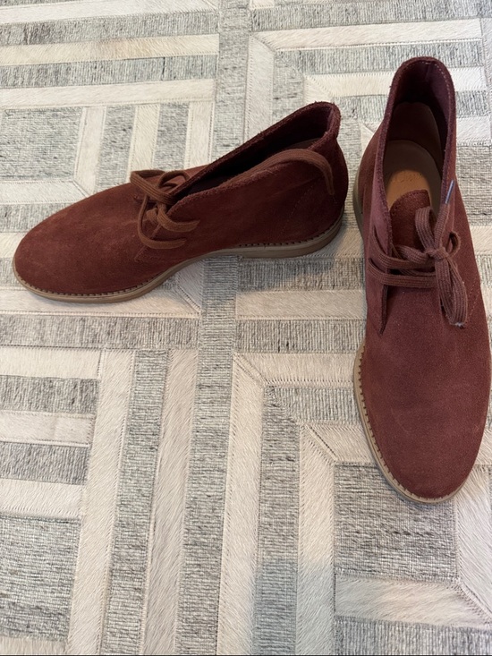 J. Crew Shoes - Women’s JCrew Suede Chukka Boots in Brown